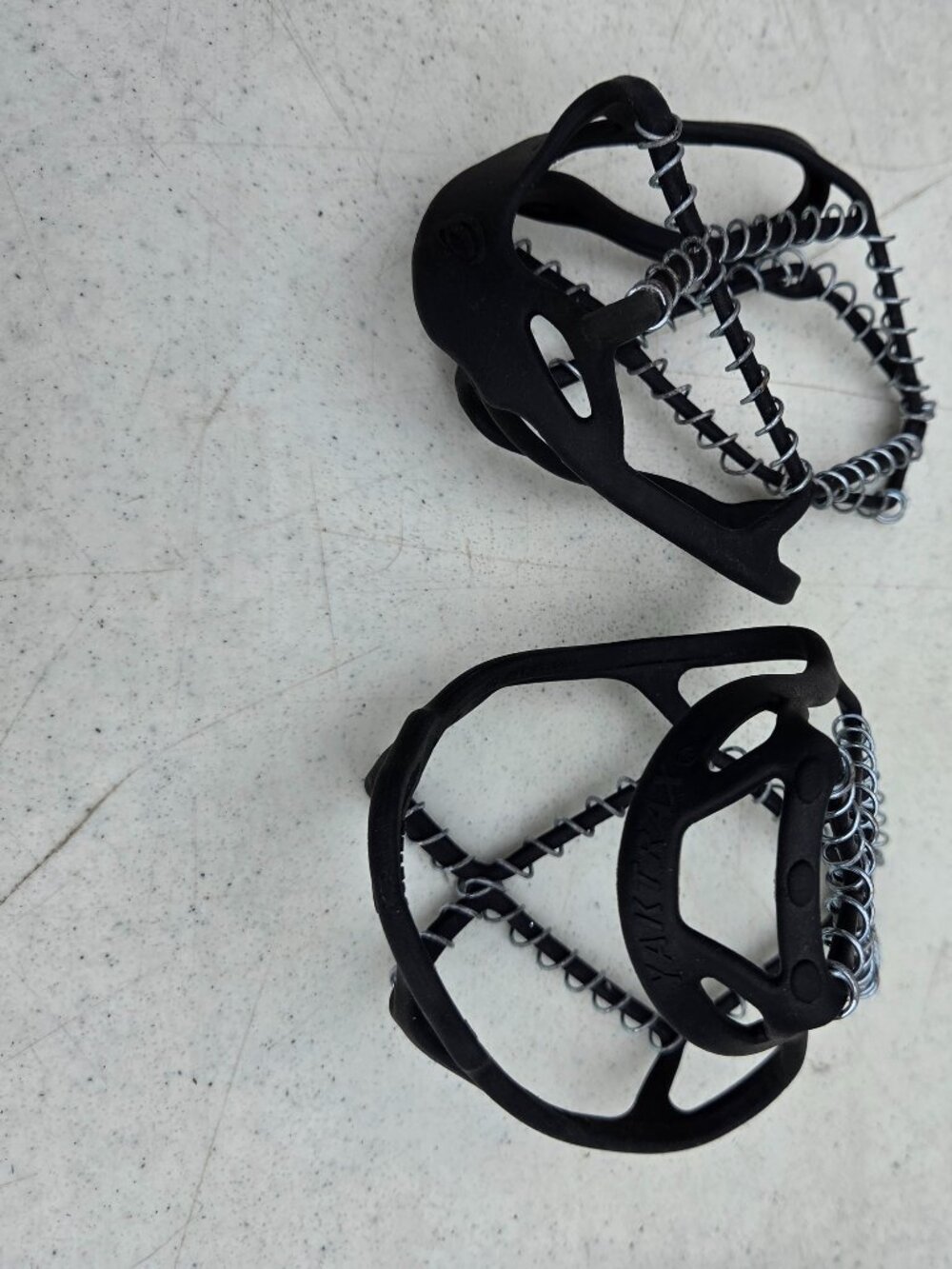 Yaktrax Walk Ice Traction Device